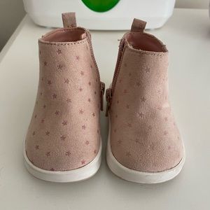 NWOT - Baby Booties 💖